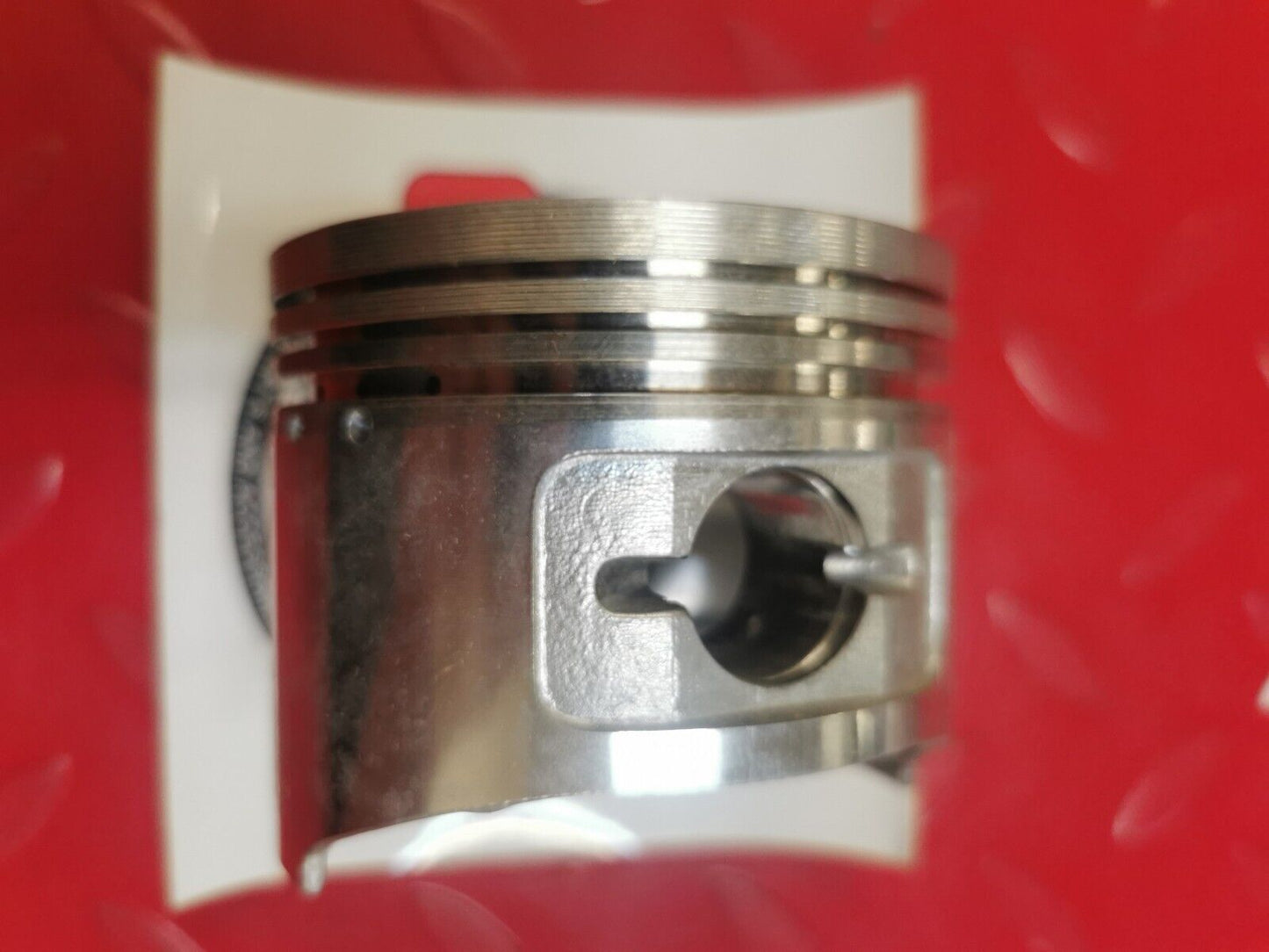 NOS Yamaha TX750 PISTON 2 O/S 0.50 341-11636-01-00 sub 341-11636-22-00 Y17
