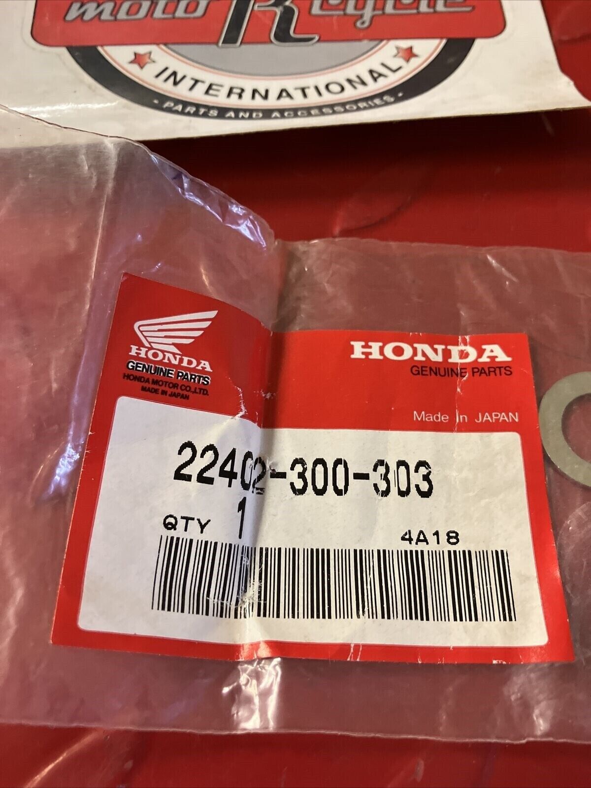 NOS HONDA CB750 SPRING SEAT Use Engine SN 1003098 to 1005451 22402-300-303 H24