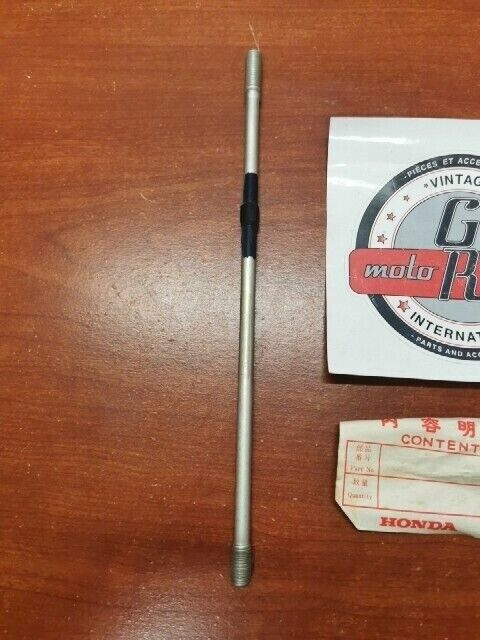 NOS Honda CB175K CD175 CL175 SL175 CYLINDER STUD BOLT 90031-313-010 H99