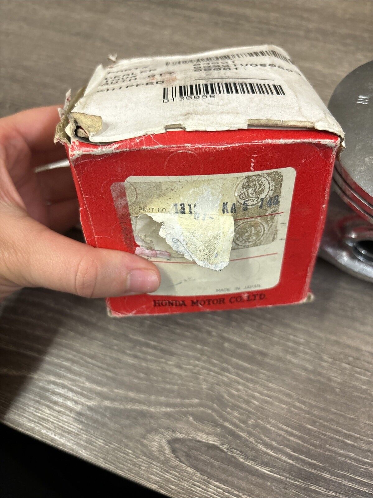 NOS Honda 1982 1983 CR480R 1984 - 1990 CR500R PISTON STD 13101-KA5-740 H137