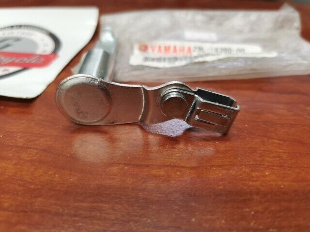 NOS Yamaha YFZ350 RD350 RZ350 PUSH LEVER 29L-16380-00-00 Y103