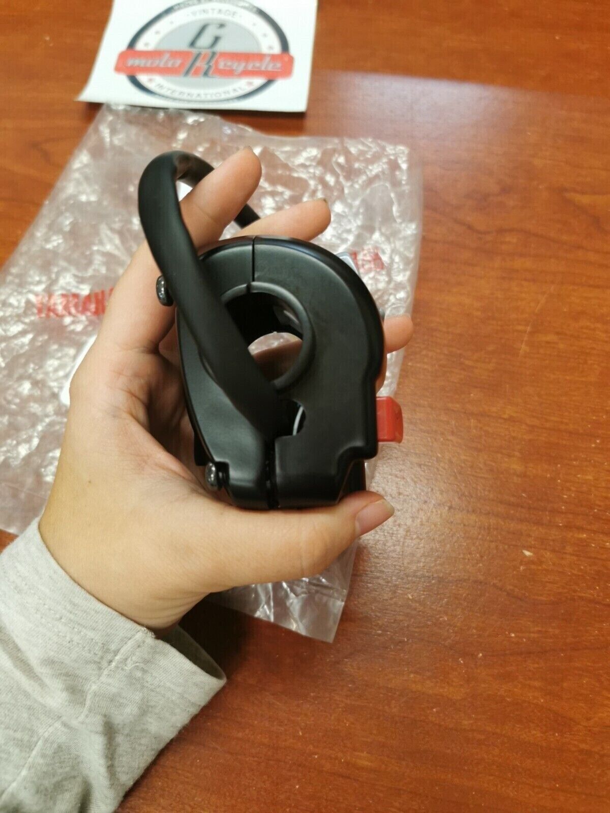 NOS Yamaha HANDLE SWITCH 5PJ-H3976-02-00 Y85