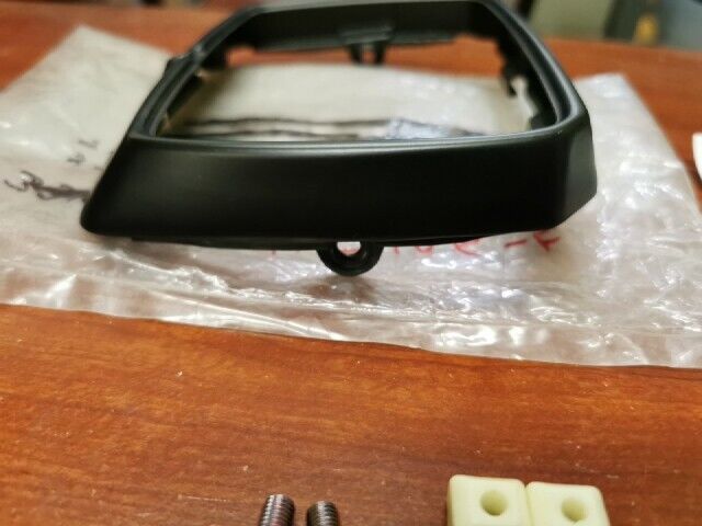 NOS Honda ATC110 ATC125M HEADLIGHT RIM 33101-943-671 H98