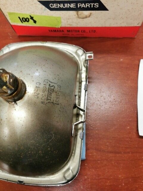 NOS Yamaha XS1100 HEAD LAMP UNIT 2H7-84320-60-00 SUB 2H7-84303-A0-00 Y122