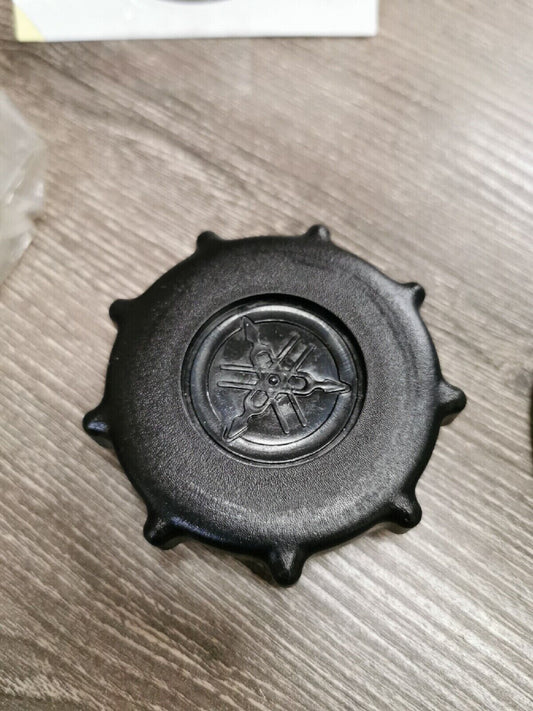 NOS YAMAHA SL292  GAS CAP BODY 810-24611 -00 Y57