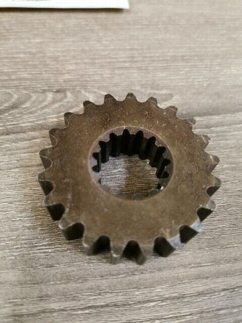 NOS YAMAHA VX700ERG VX600DXD PZ500 SPROCKET CHAIN DRIVE 21T 89J-17682-10-00 Y108