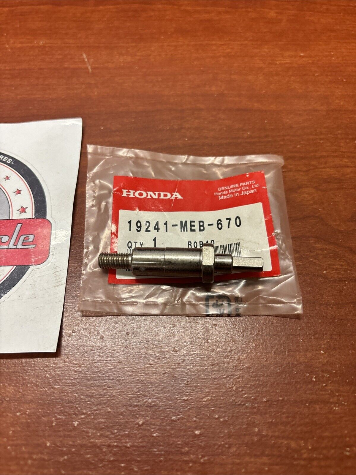 NOS Honda CRF250R CRF450R WATER PUMP SHAFT 19241-MEB-670 H171