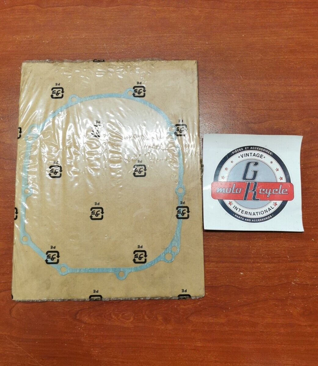 NOS Honda CB600F CBR900RR CB900F CBR600F2 CLUTCH COVER GASKET 11393-MV9-670 H67