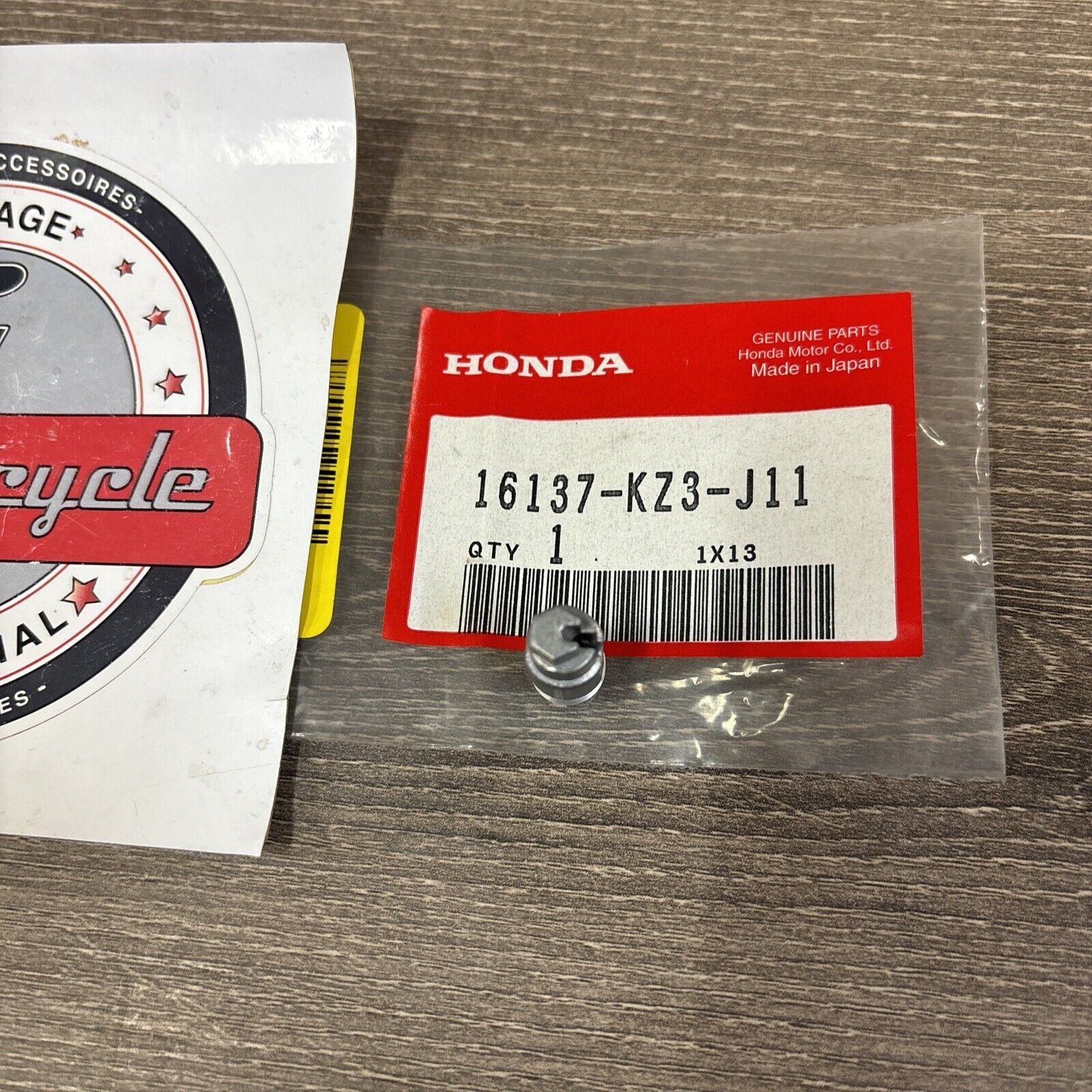 NOS Honda 1997 1999 2000 CR250R CABLE HOLDER 16137-KZ3-J11 H158