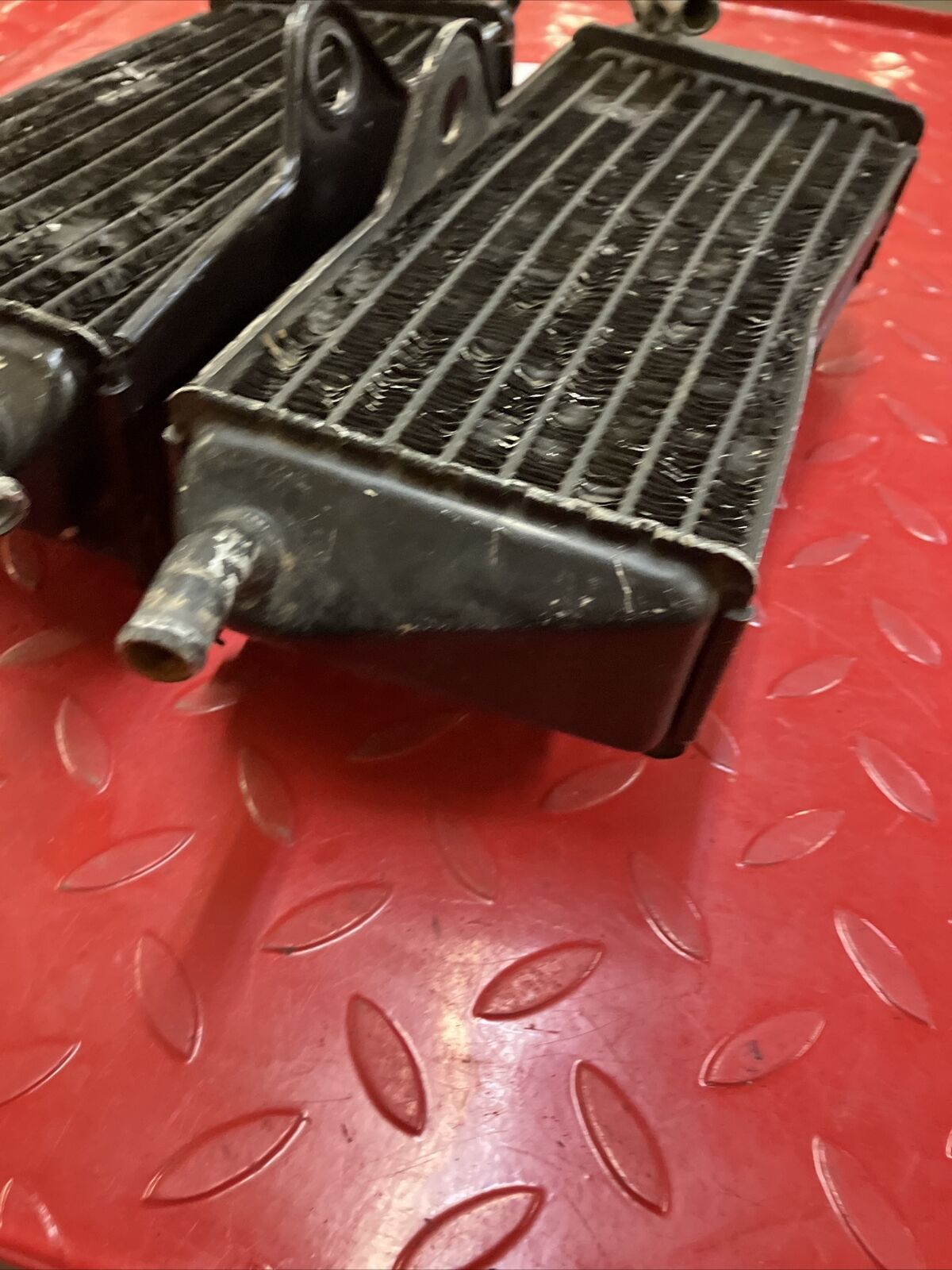 Honda CR250R 1986 Radiator left right 1987 19010-KS7-000