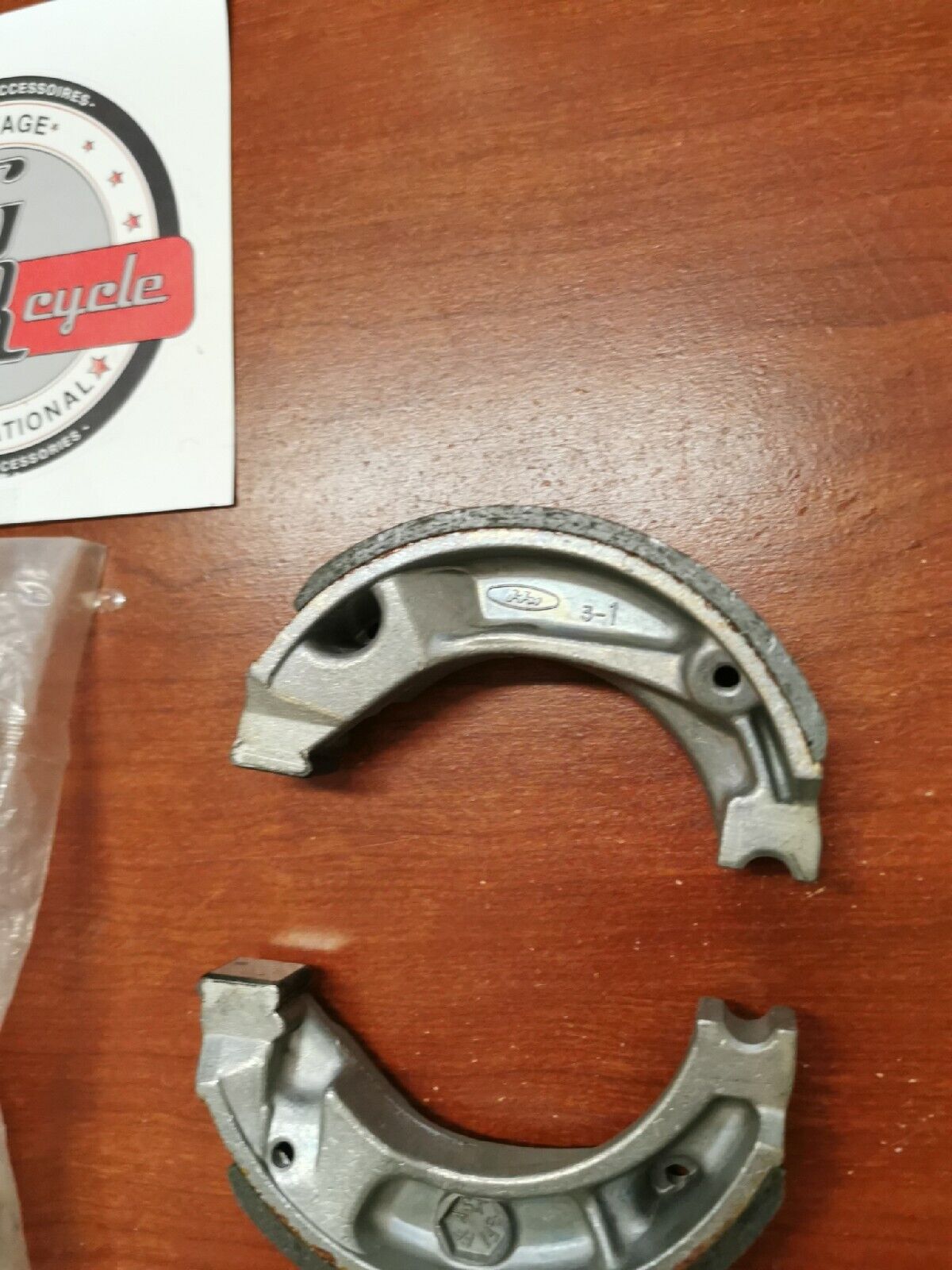 NOS Honda XR200 CRF150 CRF230 CT70 BRAKE SHOE SET 06430-GBJ-J10 H35