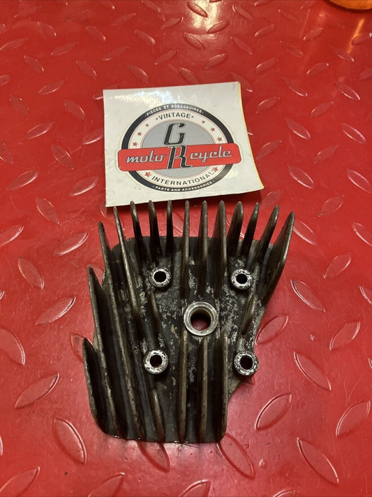 Yamaha GT80 1976 cylinder jug barrel head cover