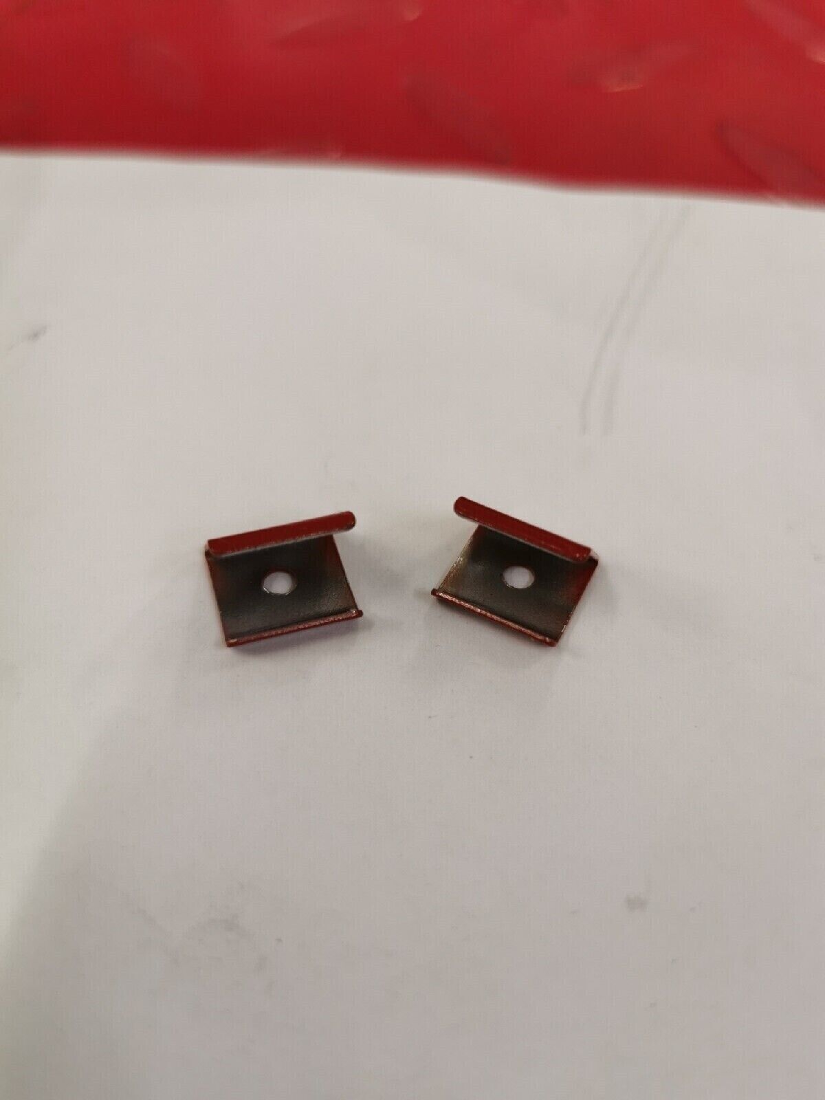 NOS YAMAHA 1980  SS440D  SHROUD  WINDSHIELD QTY2  8K4-77136-00 Y52