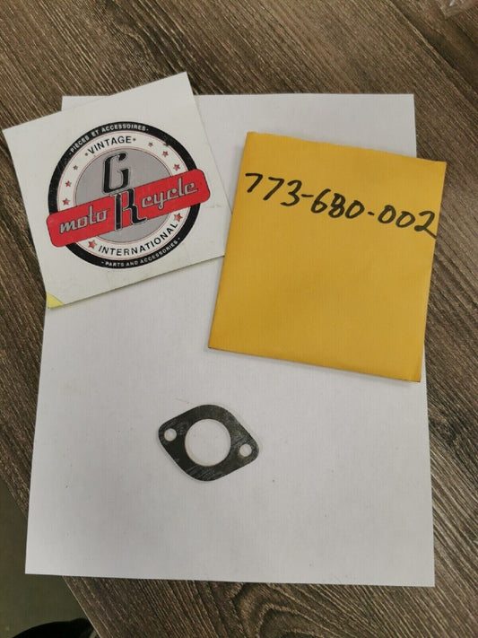 NOS PUCH BOMBARDIER MAXI  EXHAUST FLANGE GASKET   773-680-002 P3
