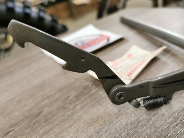 NOS HONDA CB500 1971 1972 SPINDLE SHIFT 24610-323-000 H92