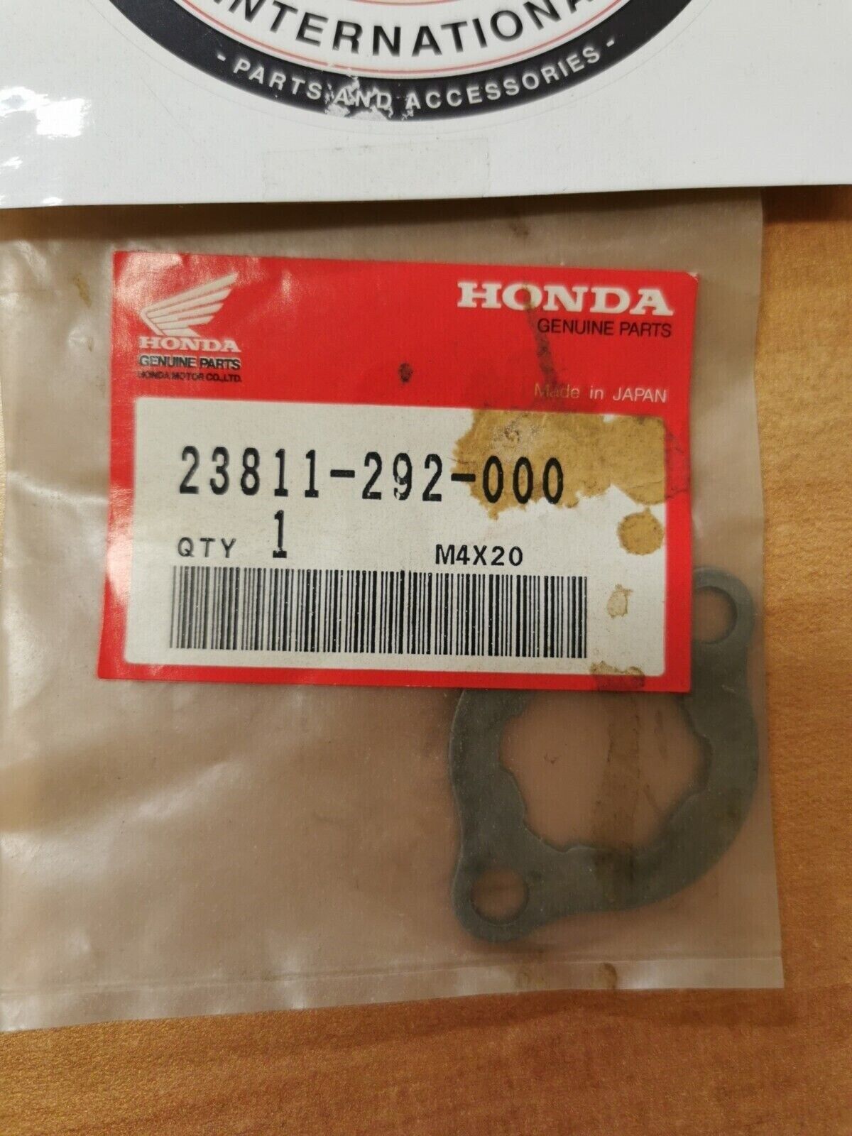 NOS Honda CB750 XR500 SL350 XL250 CL450 CL350 PLATE 23811-292-000 H27