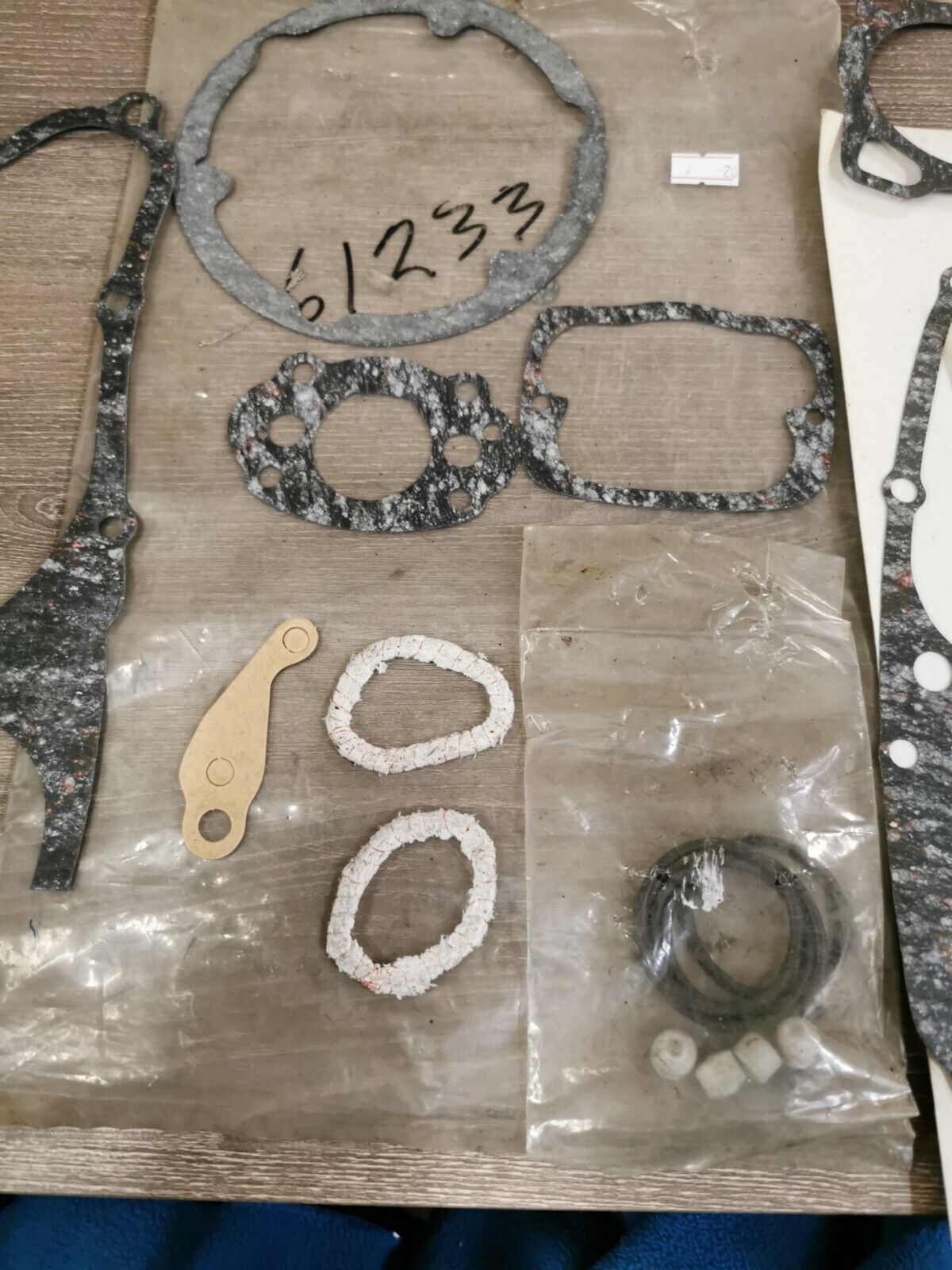 NOS HONDA  CB200 CL200 INCOMPLETE GASKET KIT J49
