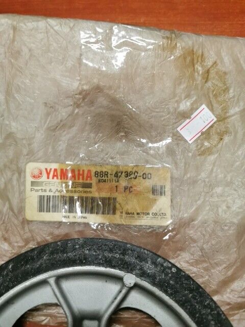 NOS Yamaha EX570 VX500 VX600 VX750 VX800 SUSPENSION WHEEL 88R-47320-00-00 Y110
