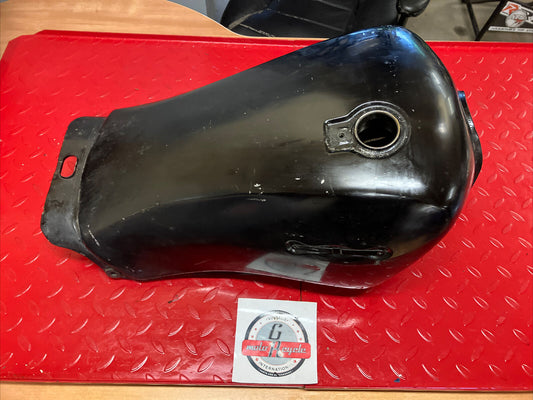 Yamaha XS400 1982 1983 Fuel tank gas petrol reservoir