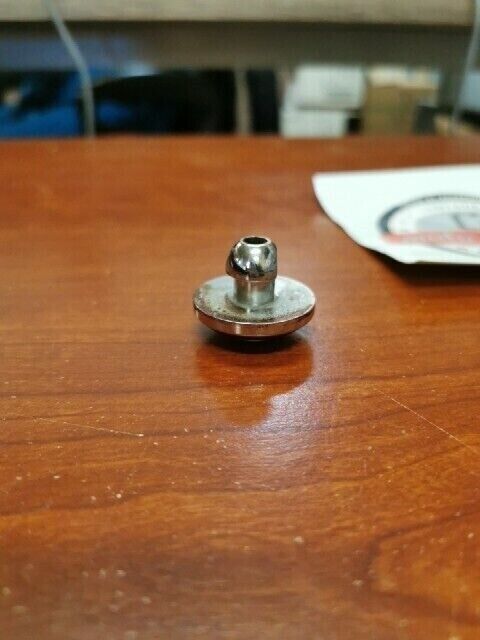 NOS Yamaha XVZ12 XVZ13 XJ700 FZX700 VMX12 YX600 GRIP CAP 26H-2628J-00-00 Y102