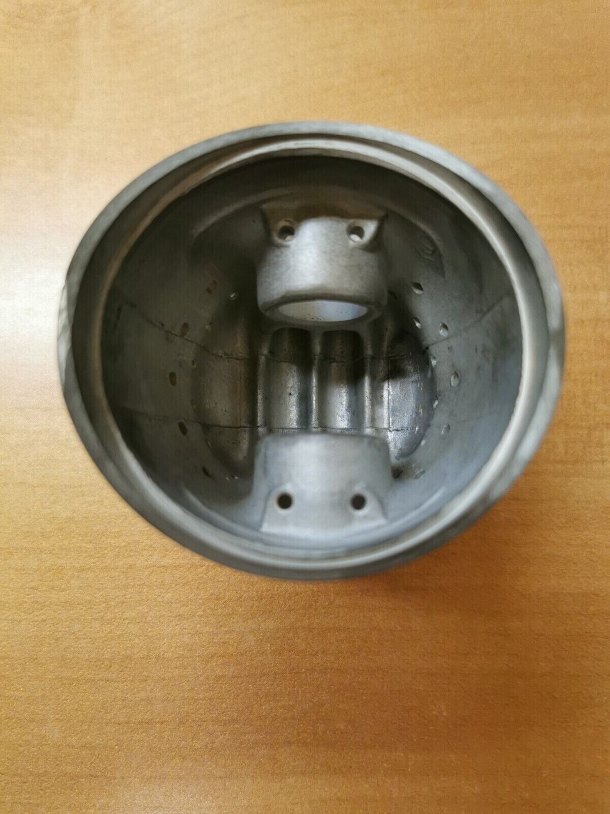 NOS HONDA  CB77  PISTON  0.75   13104-275-000  H22