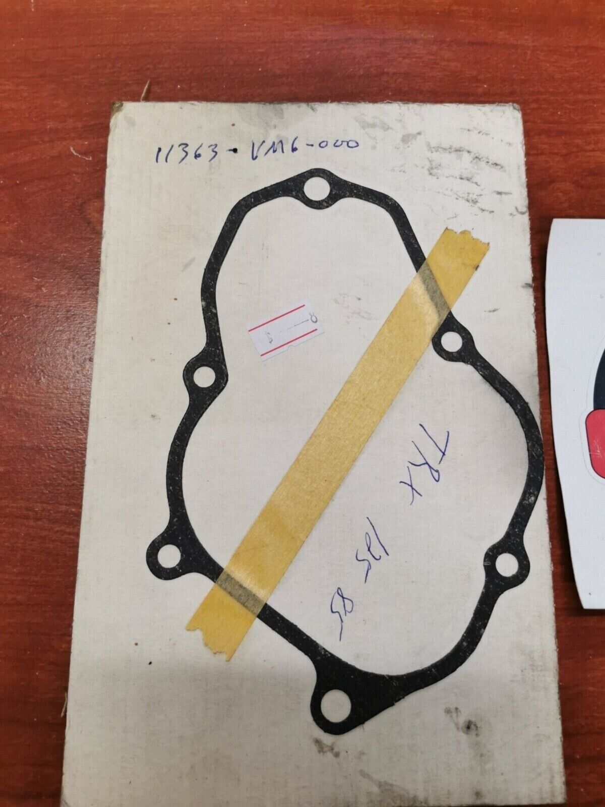 NOS Honda 1985 1986 TRX125 REDUCTION COVER GASKET 11363-VM6-000 H67