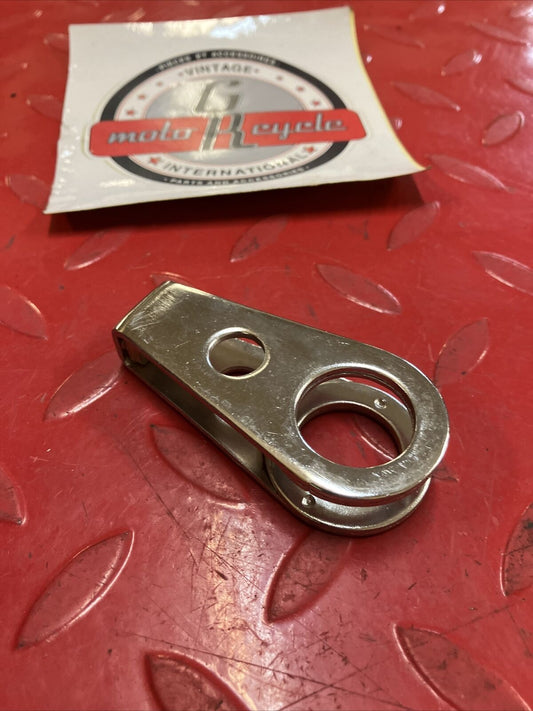 NOS Yamaha chain puller tensioner 1A1-25389-00-00 Y35