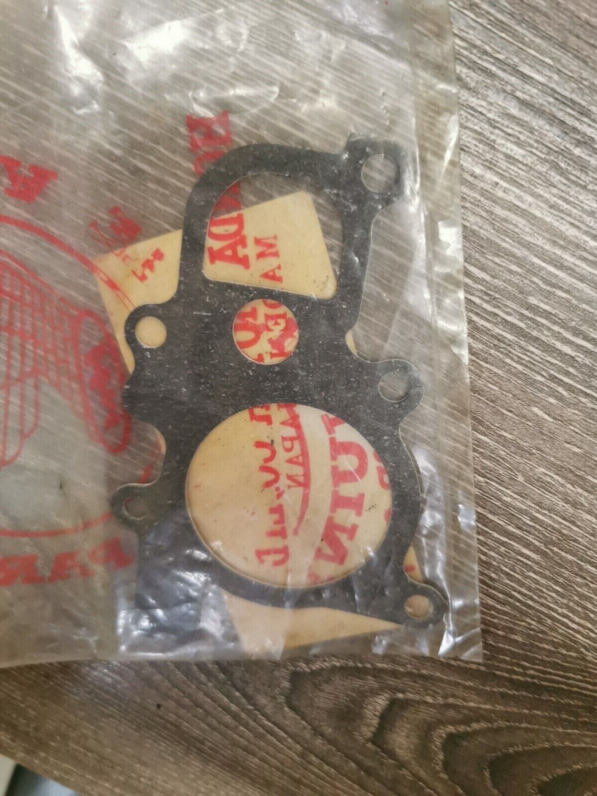 NOS HONDA CR250 1984 GASKET EX MANIFOLD 18291-KA4-741 H49