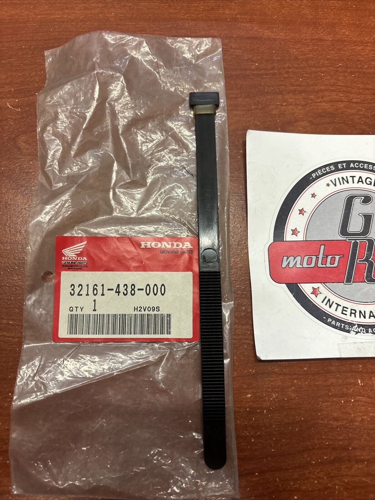 NOS Honda CB1100R CB750F CB900F CBX1000 WIRE BAND 32161-438-000 H141