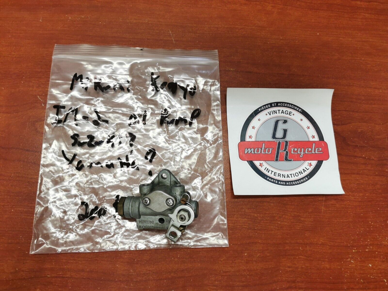NOS MIKUNI KOGYO IM-2 OIL PUMP S30