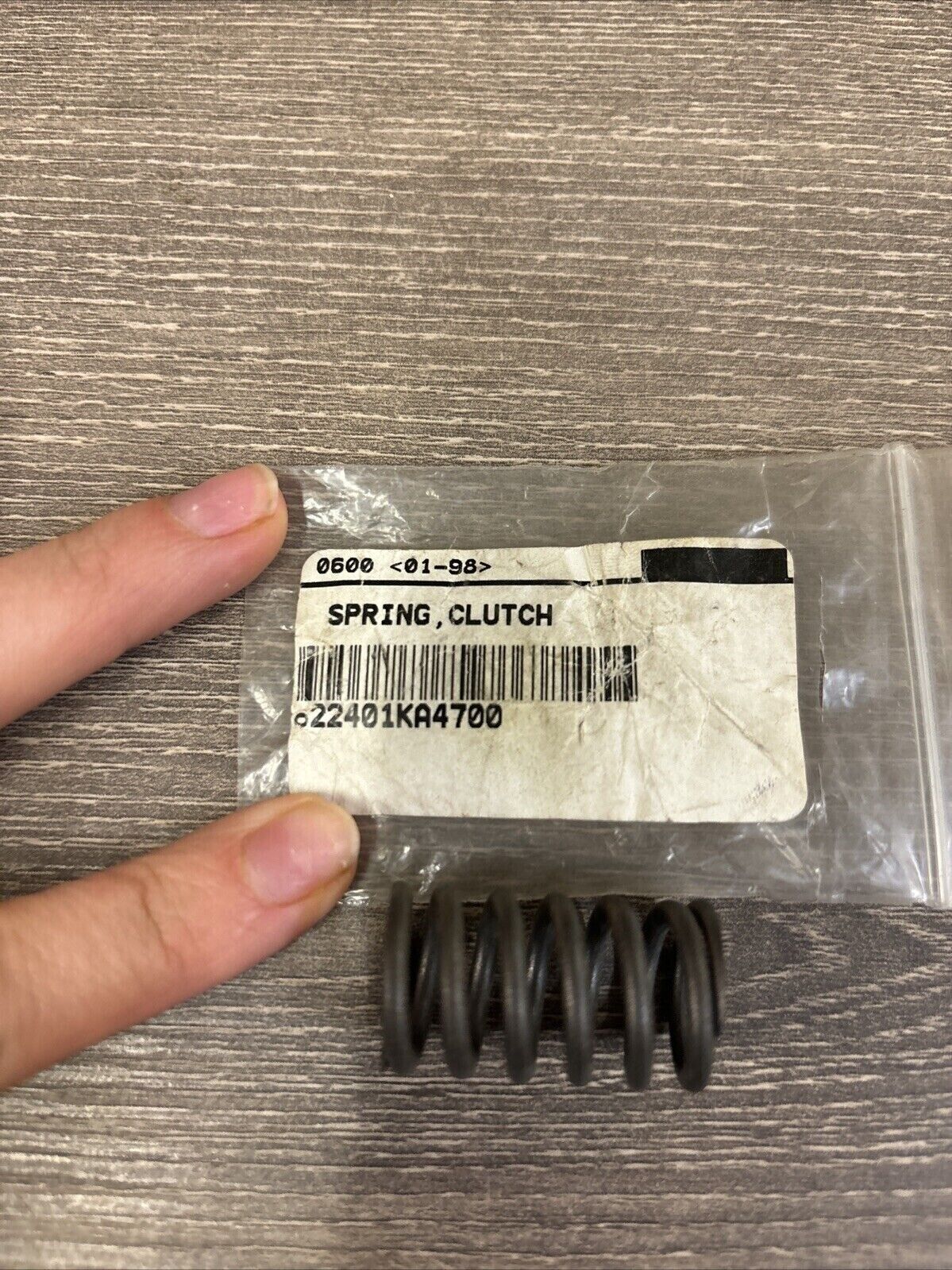 NOS Honda 1981 1982 CR250R 1981 CR450R CLUTCH SPRING 22401-KA4-700 H118