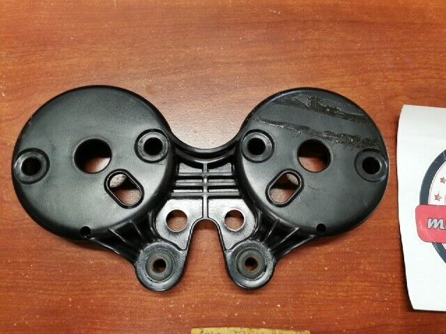 NOS Yamaha DT125 DT175 DT250 DT360 DT400 METER BRACKET 438-83519-02-98 Y115