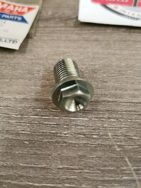 NOS YAMAHA DT1B DT1C YFZ350F XS400D RD350A R5B DT400D BOLT 90340-14034-00 Y169
