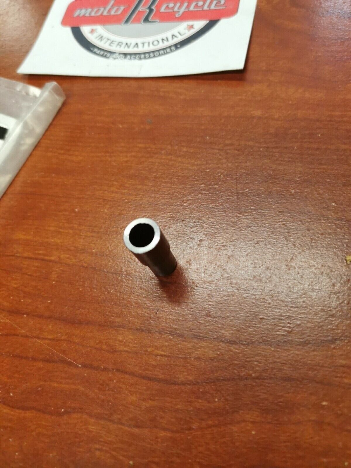 NOS Yamaha OIL PUMP PIPE 2XK-13416-00-00 Y68