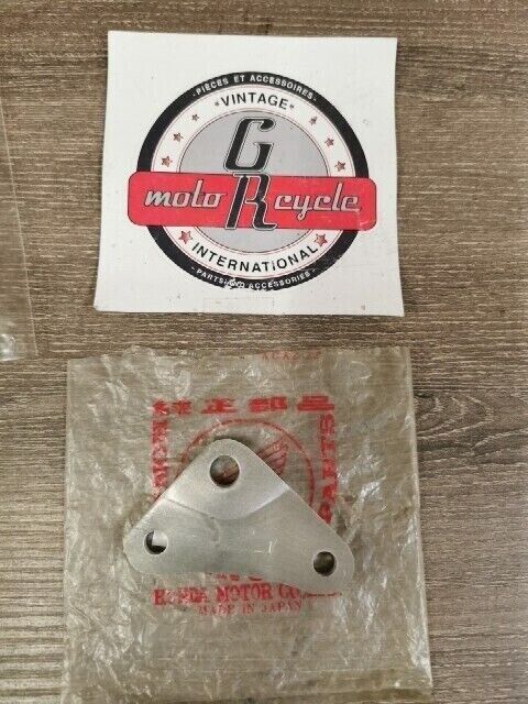 NOS HONDA CR250R CR480R 1982 PLATE L ENGINE HANGER 50352-KA4-700 H79