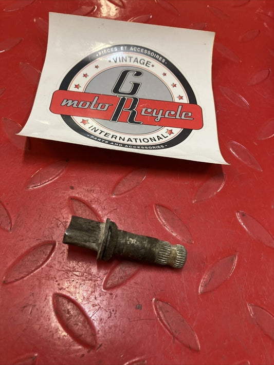 Yamaha YZ125 1981 front brake panel lever arm camshaft cam