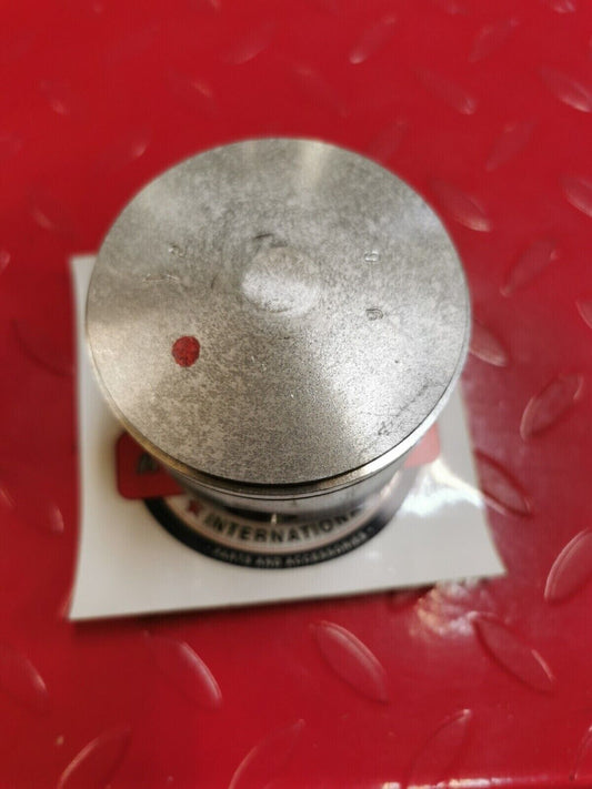 NOS Yamaha DT360 1974 PISTON STD 79.96MM 445-11631-00-96 Y21