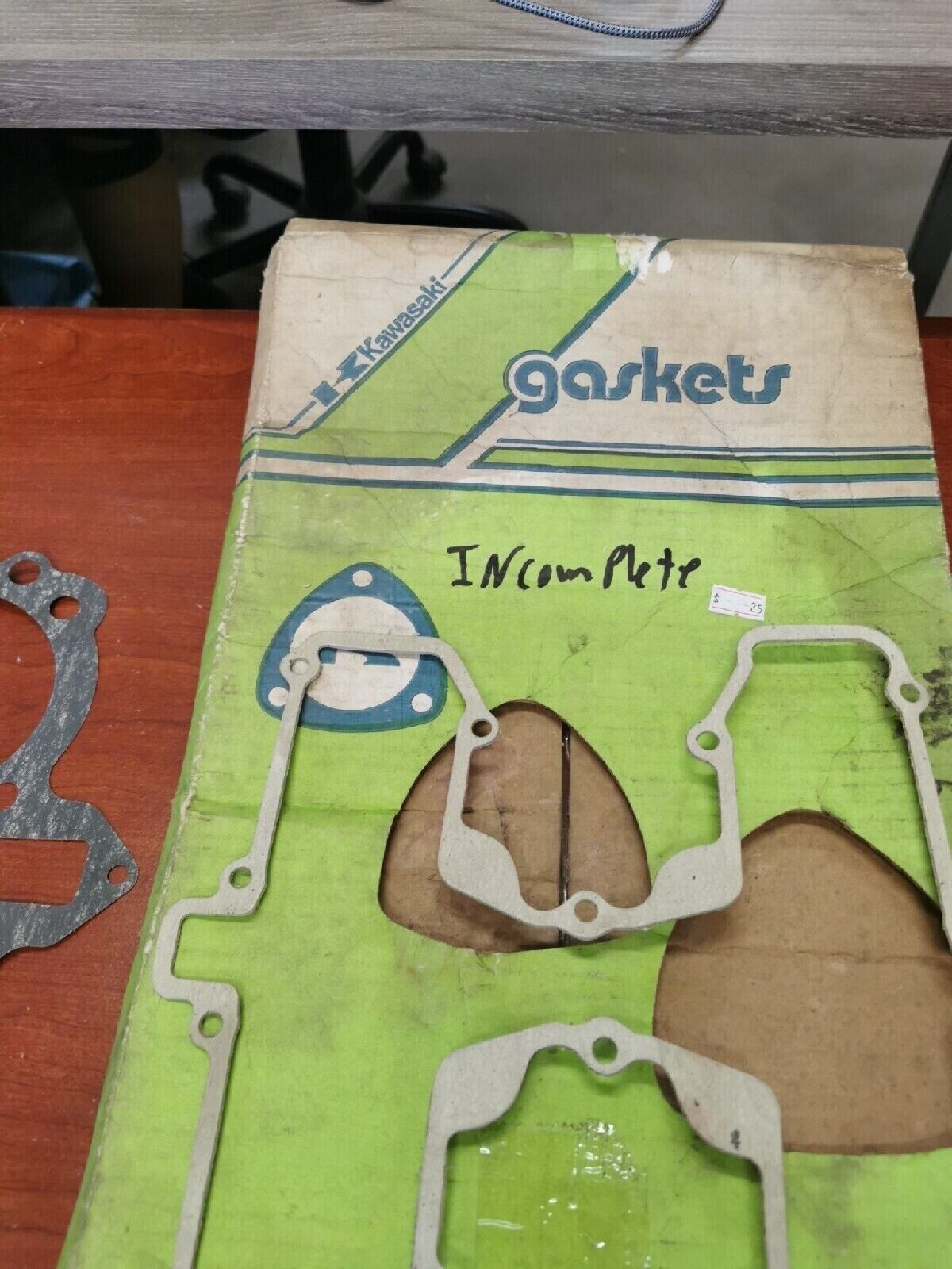 NOS Kawasaki 1976 - 1978 KZ750 INCOMPLETE GASKET KIT 14046-117 K2