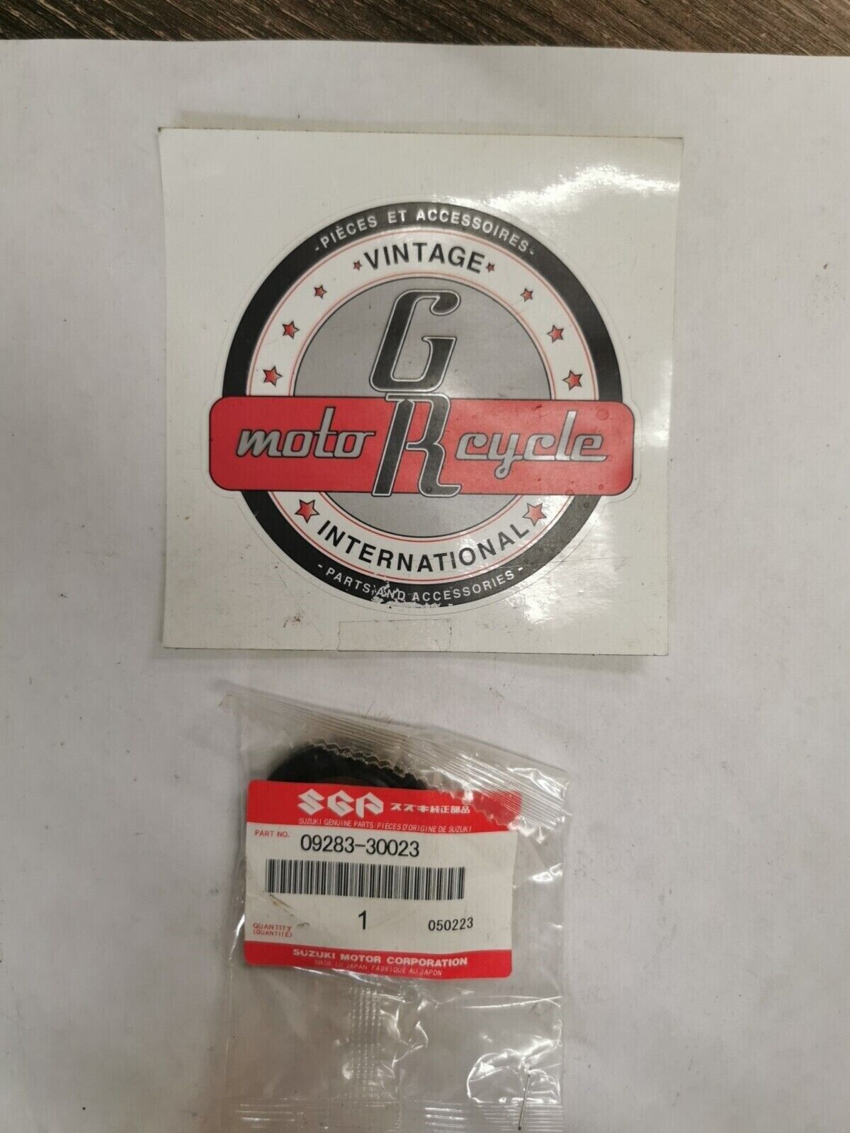 NOS SUZUKI RM125 RM250 OIL SEAL 09283-30023 S27