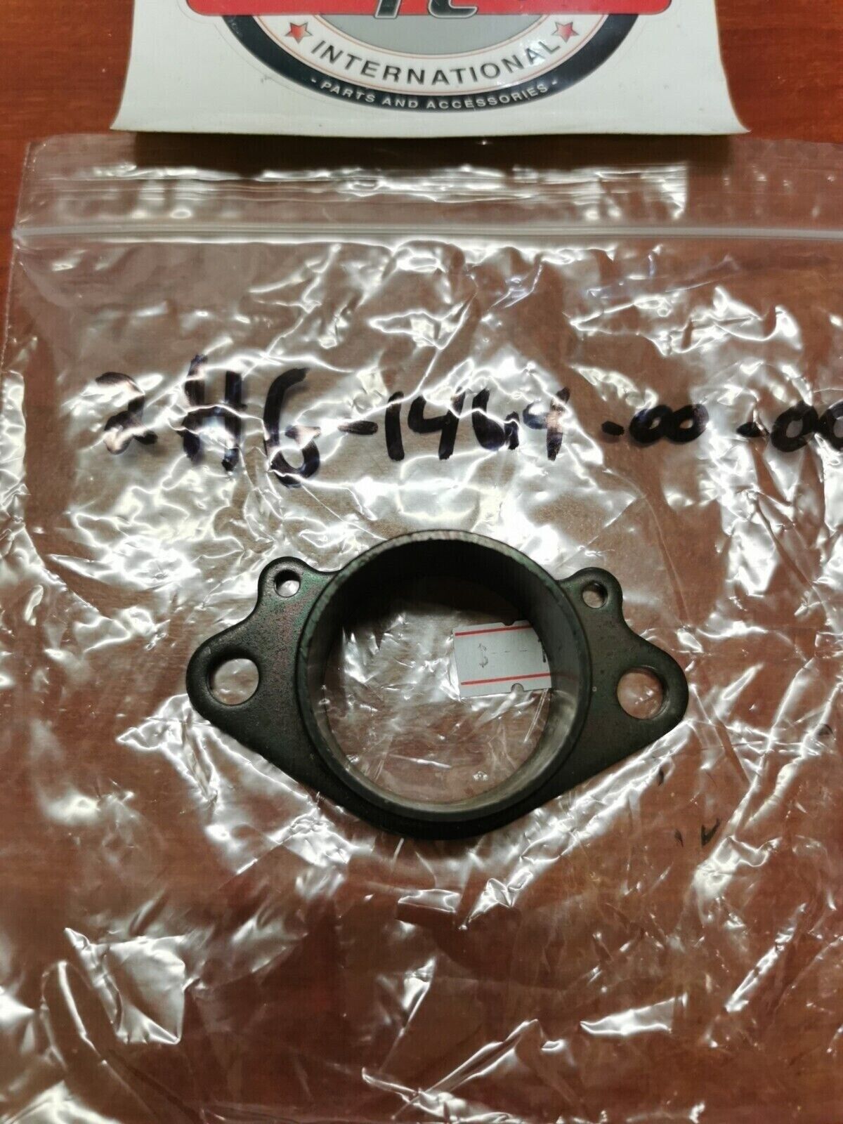 NOS Yamaha 1986 - 1988 YZ125 EXHAUST PIPE FLANGE 2HG-14614-00-00 Y85