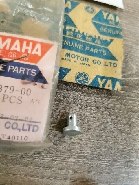 NOS YAMAHA TR3 TD3 TX500 TX750 XS650H RD350 PIN CLEVIS 214-16379-00-00 Y156