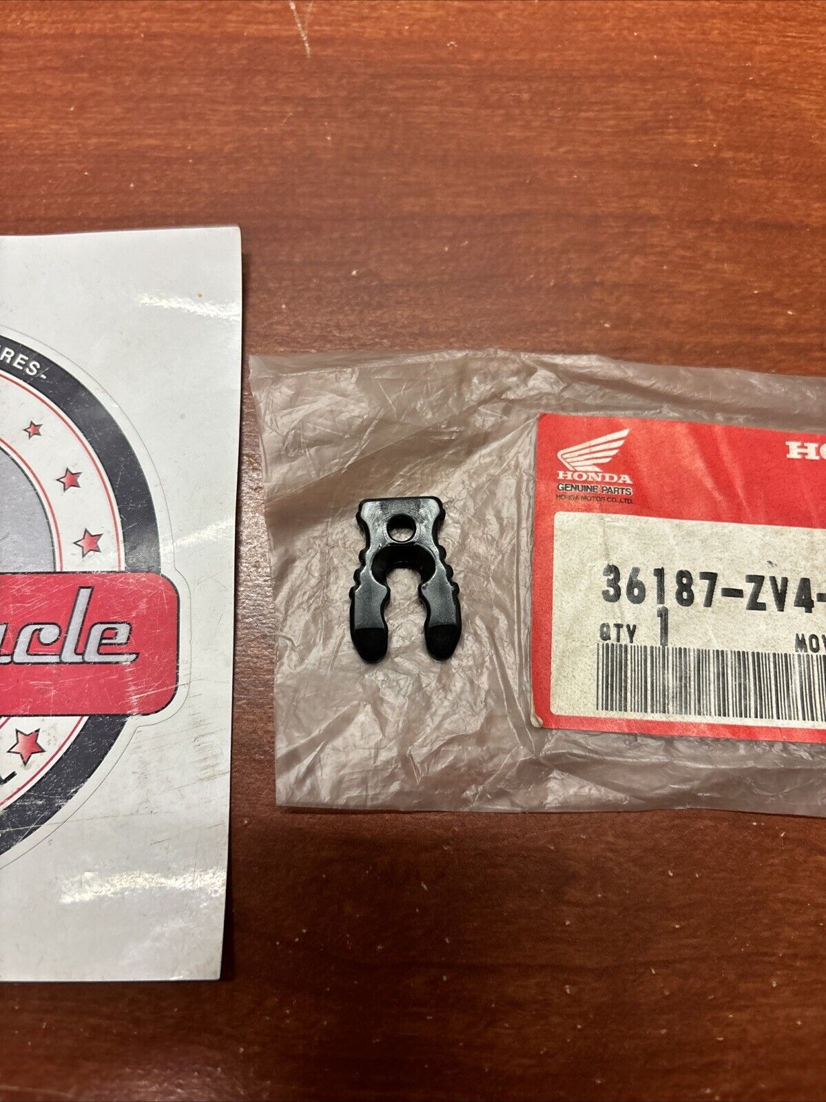 NOS Honda BF75 BF90 BF115 BF130 EMERGENCY LOCK CLIP 36187-ZV4-651 SUB H183