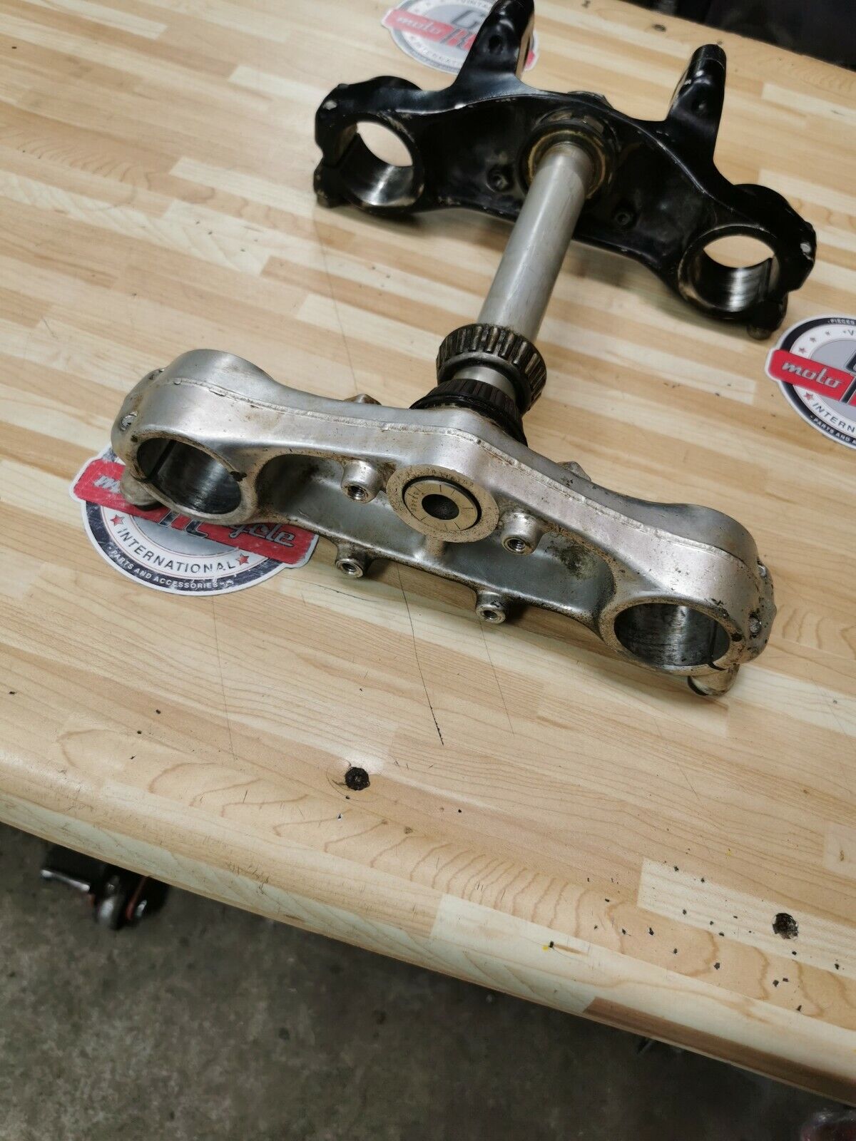 Honda XR350R 1983 steering stem triple clamp tree 1984 53200-KF0-000 2
