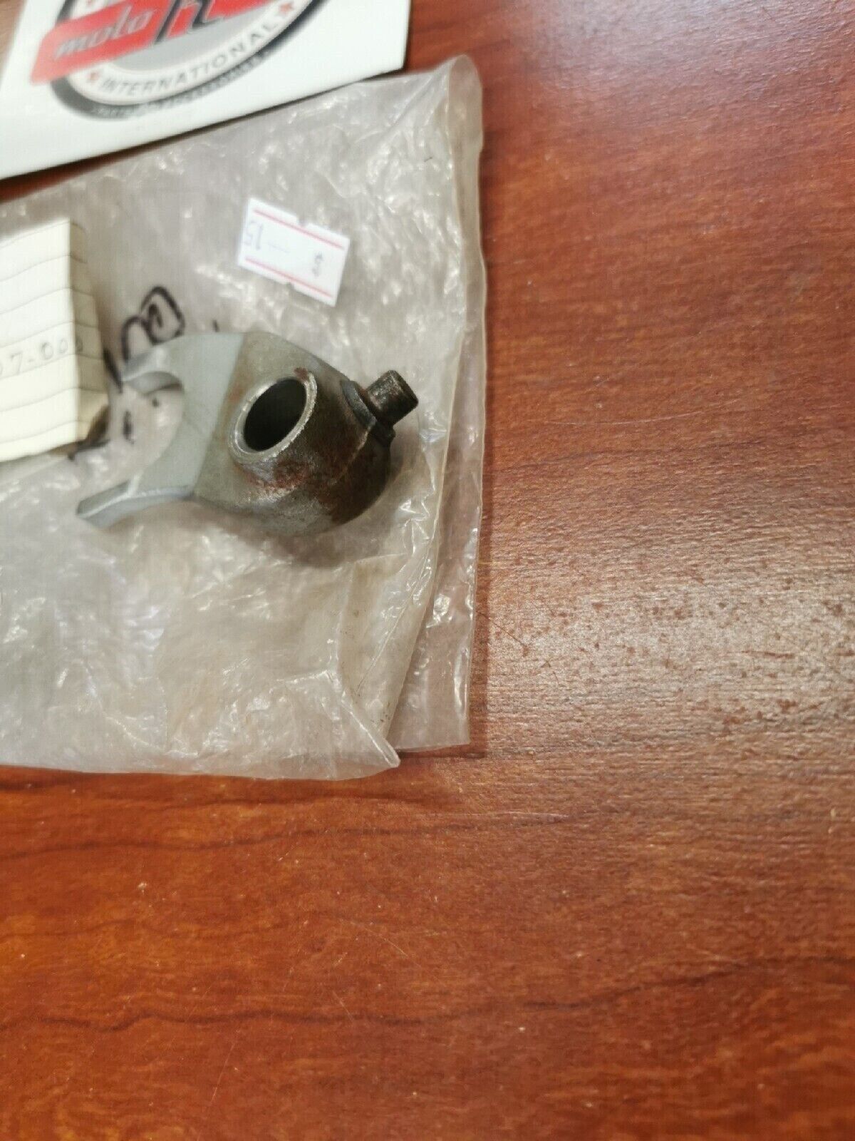 NOS Honda CL100 CB100 SL100 SL125 XL100 FORK, CENTER GEARSHIFT 24231-107-010 H34