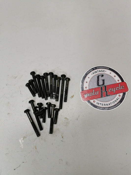Suzuki RM125 1984 Motor engine bottom end crankcase / cover bolt hardware