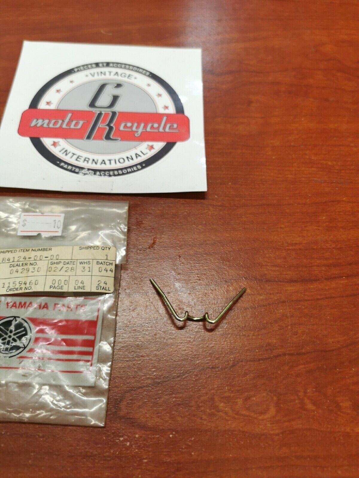 NOS Yamaha SPRING 3L6-84124-00-00 Y69