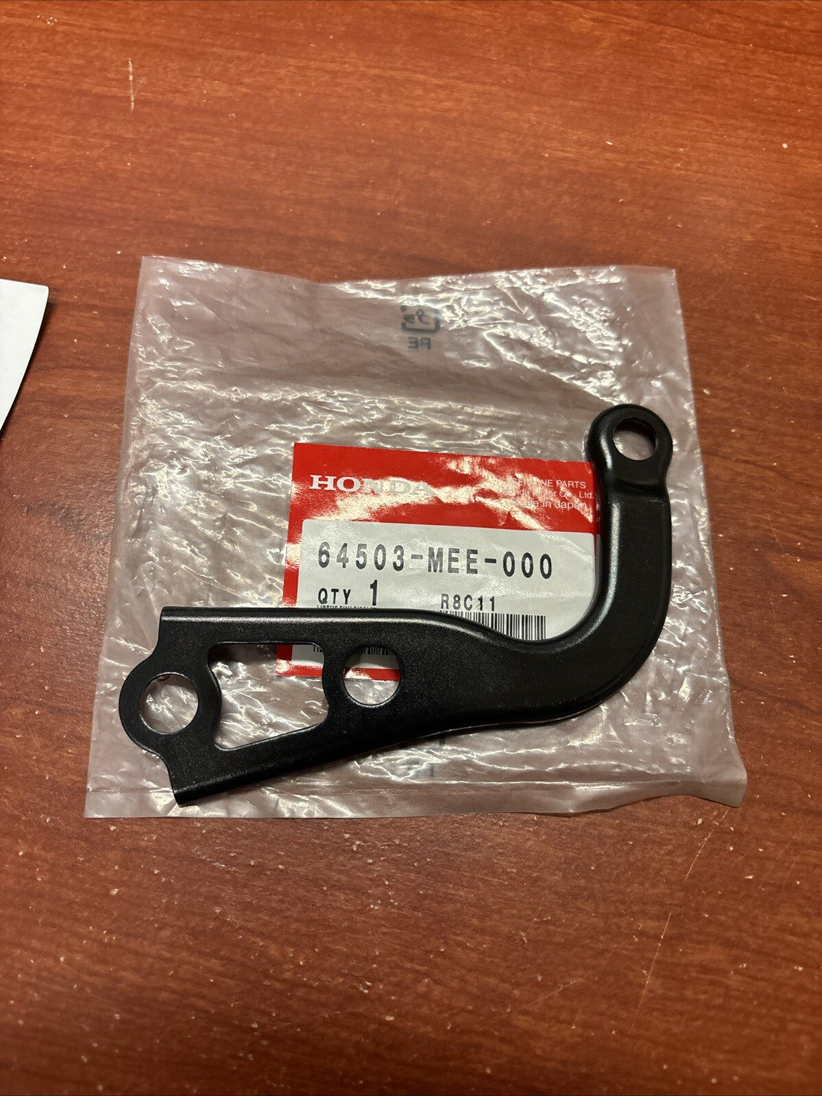 NEW NOS Honda 2003 - 2006 CBR600RR LEFT COWL UPPER STAY B 64503-MEE-000 H171