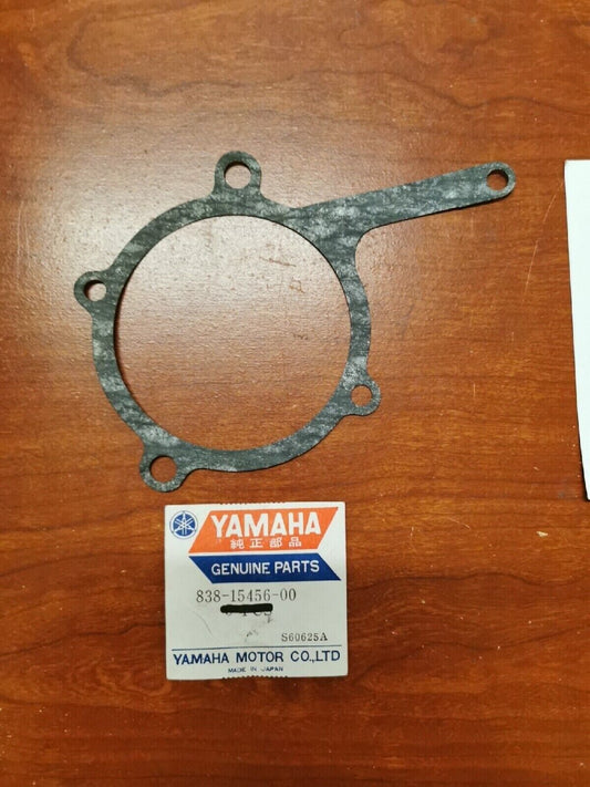 NOS Yamaha GPX433 EX440 GP433 TW433 OIL PUMP GASKET 838-15456-00-00 Y73