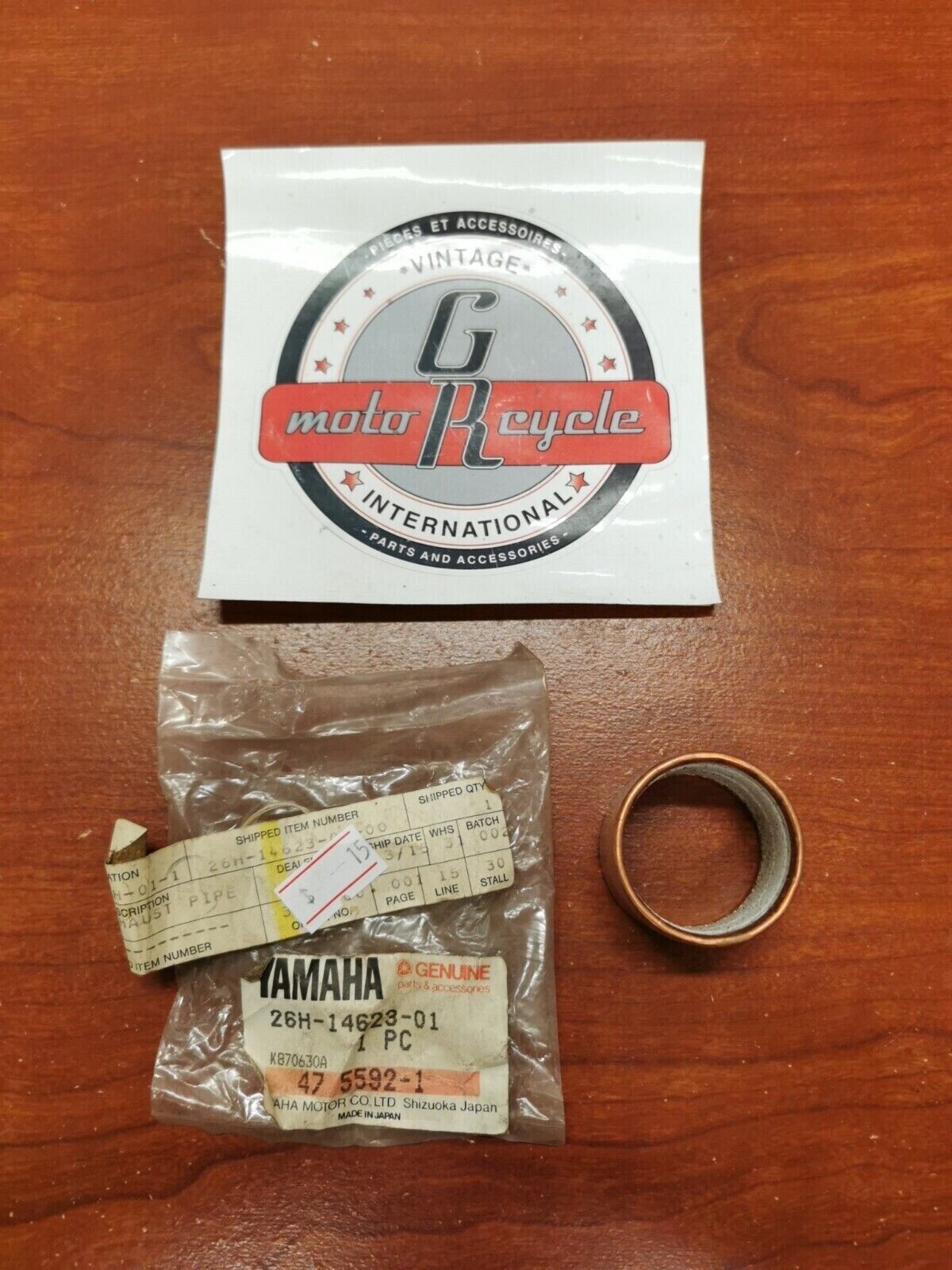 NOS Yamaha EXHAUST PIPE GASKET 26H-14623-01-00 SUB. 3JJ-14623-00-00 Y99