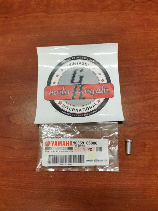 NOS Yamaha FX10 RST90 RX10 RS90 SR10 IN RIVET (ST17.2) 90269-06006-00 Y84